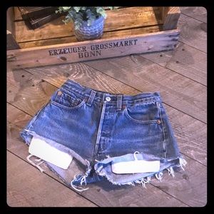 Vintage high waisted Levi’s shorts